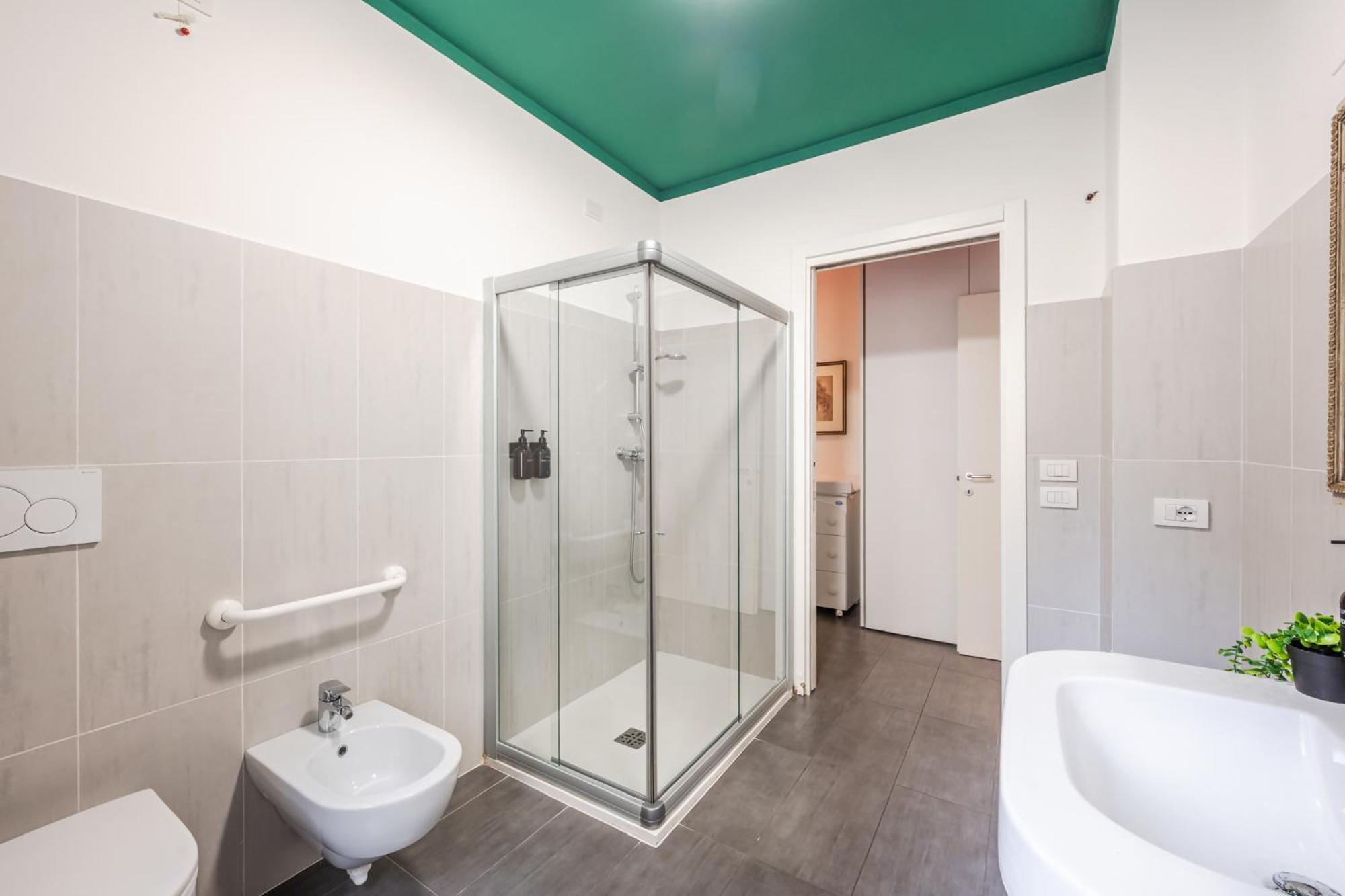 Infinity Suite Verona Free Parking Eksteriør billede